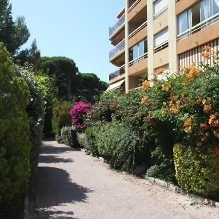 Апартаменты Hyeres, 2 Pieces, 4 Personnes - Fr-1-335-61